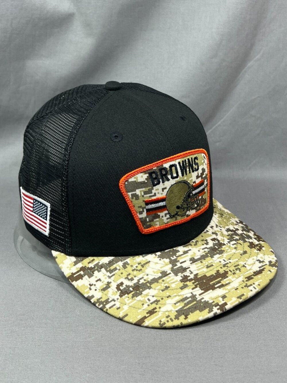 Cleveland Browns New Era 950 NFL Snapback Hat Trucker Salute to Service Camo Cap